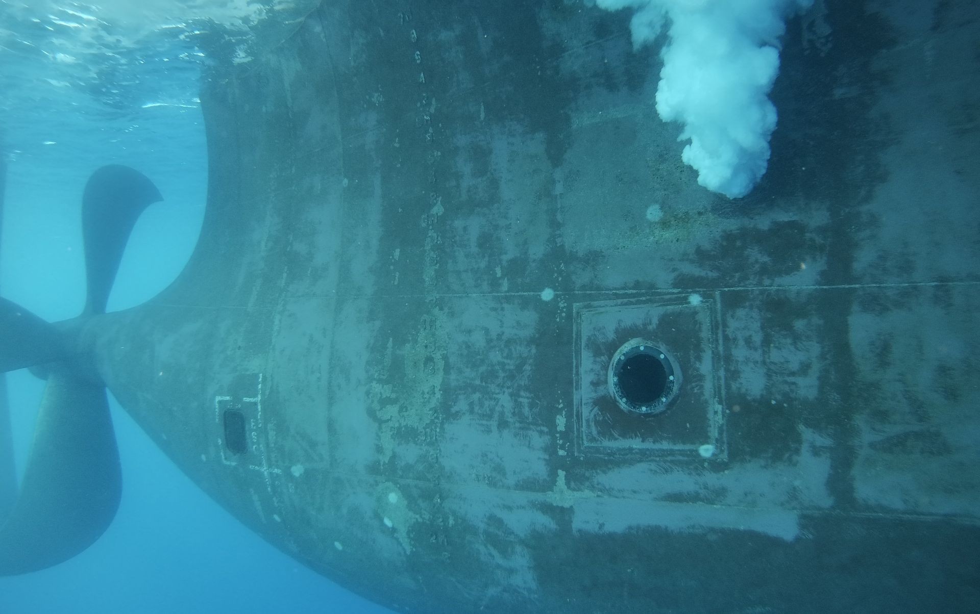 underwater cleaning in Russia